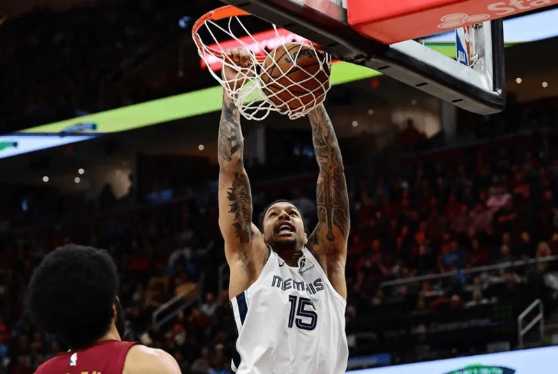 Sân đấu NBA luôn bùng nổ với các show diễn giải trí đỉnh cao và sự xuất hiện của hàng loạt siêu sao toàn cầu.
