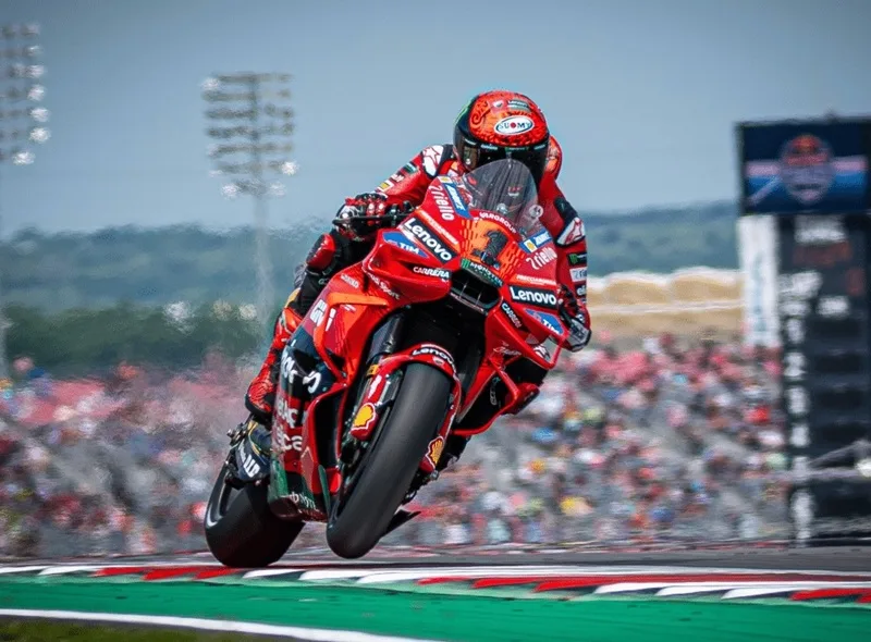 dua xe motogp