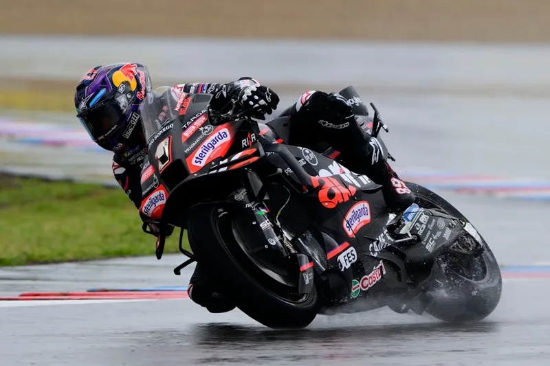 dua xe motogp